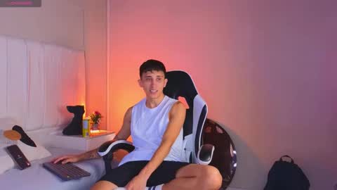 Rome online show from April 1, 7:33 pm