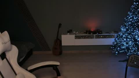 Snapshot of romeo_mercy chatting on January 7, 6:59 am Romeo online show from January 7, 6:59 am