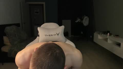 Snapshot of romeo_mercy chatting on February 24, 9:52 pm Romeo online show from February 24, 9:52 pm