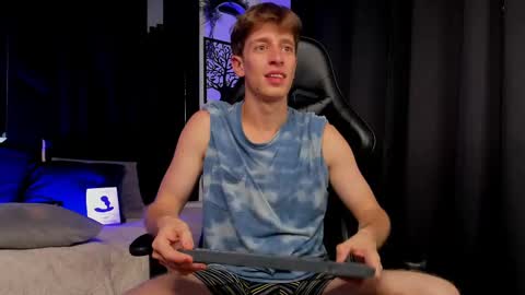 Snapshot of romeo_ricci1 chatting on February 9, 6:01 am Romeo Ricci online show from February 9, 6:01 am