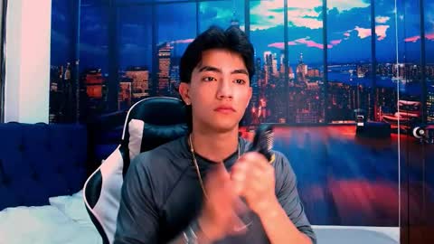 Romeo online show from November 13, 8:30 pm