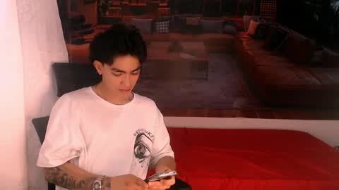 Romeo online show from December 3, 7:01 pm