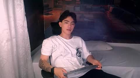 Romeo online show from December 18, 7:09 pm