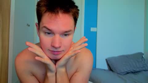 Romeo online show from December 14, 4:18 am