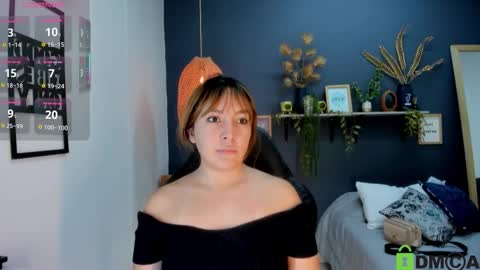 romi online show from November 14, 7:12 pm