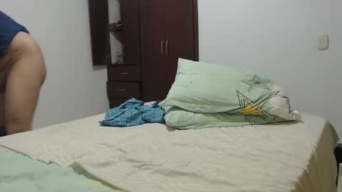 Snapshot of ronadeivid39 chatting on February 3, 2:53 am online show from February 3, 2:53 am