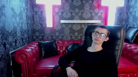 ronbevs online show from March 22, 8:23 pm