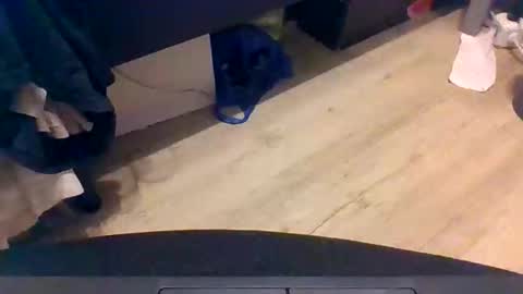 ronni_ga online show from May 15, 11:01 pm