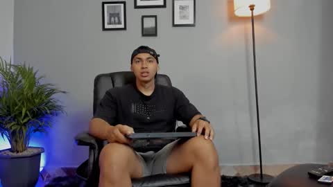 RonnieCanford online show from January 9, 6:53 pm