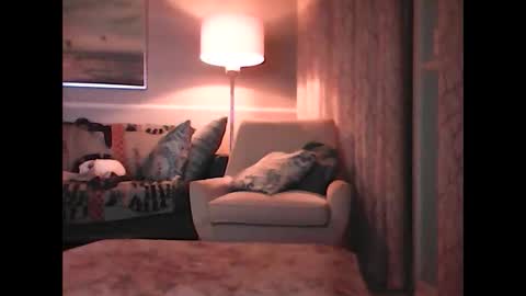 Snapshot of ronvlv chatting on October 7, 3:04 am ronvlv online show from October 7, 3:04 am