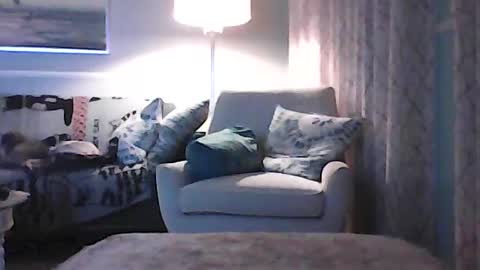 ronvlv online show from July 6, 3:14 am