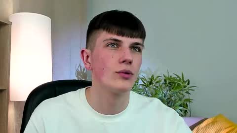 Rony online show from March 2, 8:26 pm