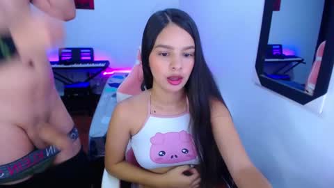  MIA AND PAUL online show from November 15, 3:19 pm