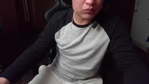 roquet8672 online show from February 1, 3:38 am