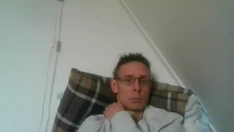 rororober online show from March 8, 10:41 am