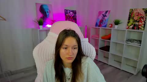 Snapshot of rosa_vaughn chatting on July 8, 12:59 am Viola online show from July 8, 12:59 am