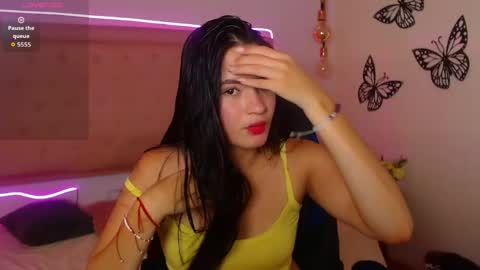 Snapshot of rosaliea chatting on May 28, 4:10 am R O S A L I A online show from May 28, 4:10 am