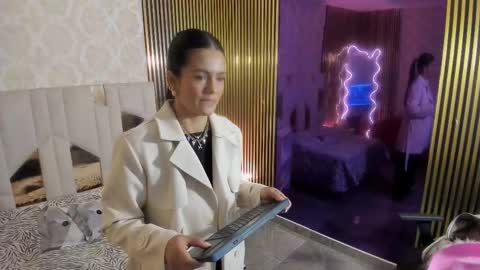 Snapshot of rosalind_tay chatting on September 9, 11:32 am ROSALIN online show from September 9, 11:32 am