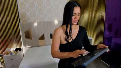 Snapshot of rosalind_tay chatting on September 27, 10:20 am ROSALIN online show from September 27, 10:20 am