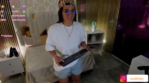 Snapshot of rosalind_tay chatting on October 1, 10:32 am ROSALIN online show from October 1, 10:32 am