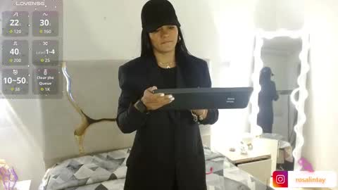 Snapshot of rosalind_tay chatting on October 19, 11:00 am ROSALIN online show from October 19, 11:00 am