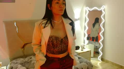 Snapshot of rosalind_tay chatting on October 23, 10:58 am ROSALIN online show from October 23, 10:58 am