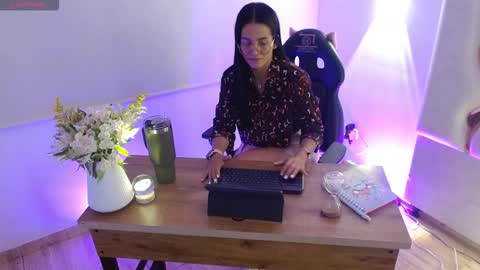 Snapshot of rosalind_tay chatting on October 24, 10:55 am ROSALIN online show from October 24, 10:55 am