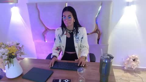 Snapshot of rosalind_tay chatting on October 30, 10:49 am ROSALIN online show from October 30, 10:49 am