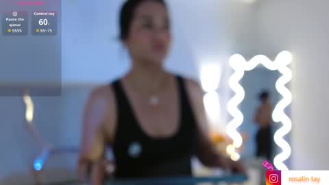 Snapshot of rosalind_tay chatting on November 13, 10:58 am ROSALIN online show from November 13, 10:58 am