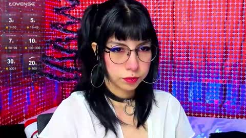 Ally online show from December 5, 7:32 pm