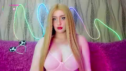 rose_gee online show from July 10, 4:20 pm
