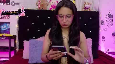 Snapshot of rose_smiley1 chatting on February 15, 4:20 am Rose online show from February 15, 4:20 am