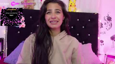 Snapshot of rose_smiley1 chatting on February 27, 5:07 am Rose online show from February 27, 5:07 am