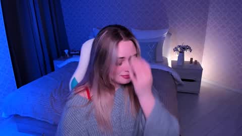 Rose online show from December 3, 1:43 pm