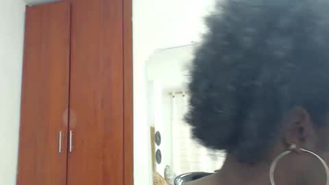 rose_valentiine online show from March 16, 1:04 pm