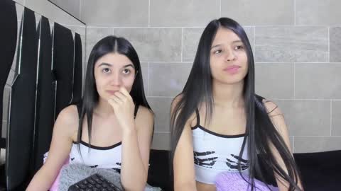 Rose y Miah online show from December 15, 9:35 am