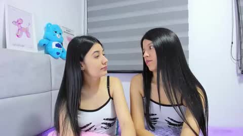 Rose y Miah online show from October 15, 3:50 am