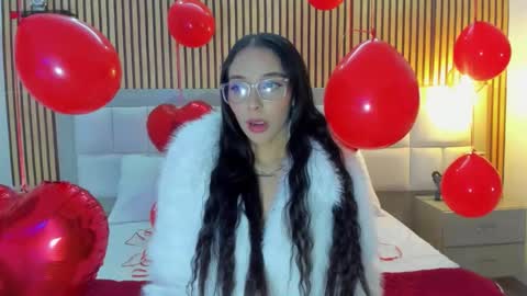 Snapshot of roseaurora chatting on February 14, 11:51 am roseaurora online show from February 14, 11:51 am