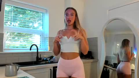 Bella  online show from July 31, 5:18 am