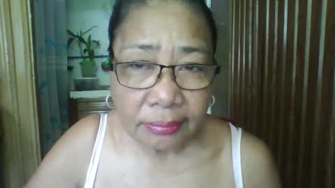 rosebelle66 online show from May 31, 1:47 am