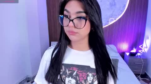 Rose online show from December 20, 1:51 pm