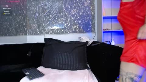 Snapshot of roseconor_ chatting on January 13, 3:23 am ROSE online show from January 13, 3:23 am