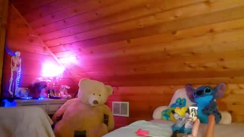 Dahlia Rose online show from December 15, 8:07 am