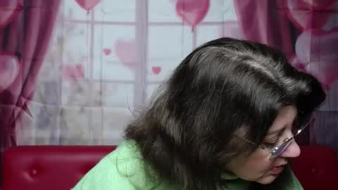 RoseHille online show from February 4, 3:07 pm