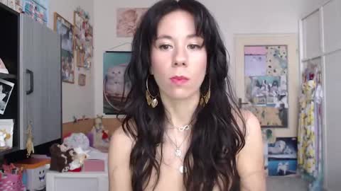 Rose online show from February 4, 1:17 pm