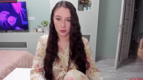 Julia online show from December 15, 10:47 pm