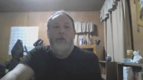 Snapshot of rosepanda chatting on December 28, 8:58 am Lost4gain online show from December 28, 8:58 am