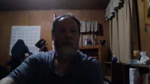 Snapshot of rosepanda chatting on December 30, 12:54 am Lost4gain online show from December 30, 12:54 am