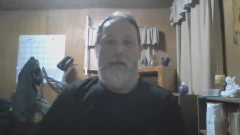 Snapshot of rosepanda chatting on January 2, 2:43 am Lost4gain online show from January 2, 2:43 am