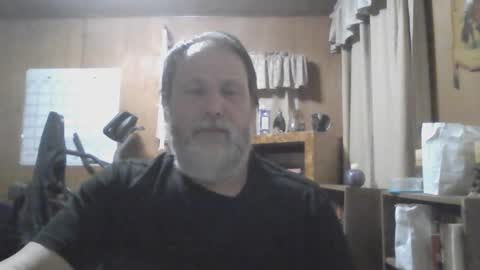 Snapshot of rosepanda chatting on March 1, 1:53 am Lost4gain online show from March 1, 1:53 am